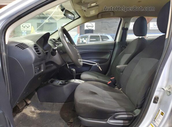 ML32A3HJ8JH000211 2018 MITSUBISHI MIRAGE Серебряный Вид панели приборов