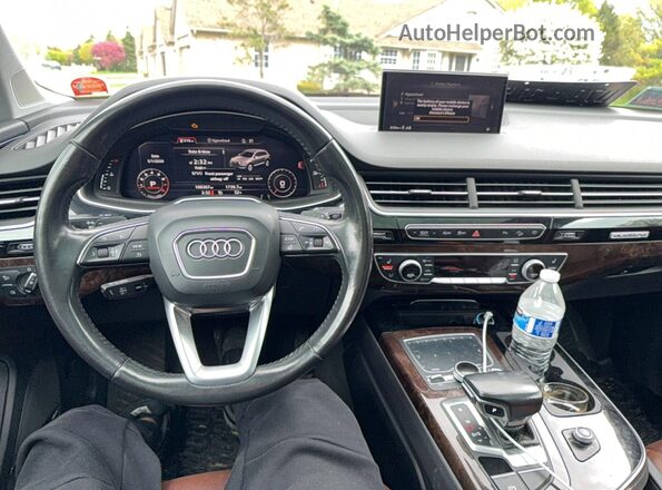 WA1VAAF75JD021802 2018 AUDI Q7 Черный Вид задних сидений
