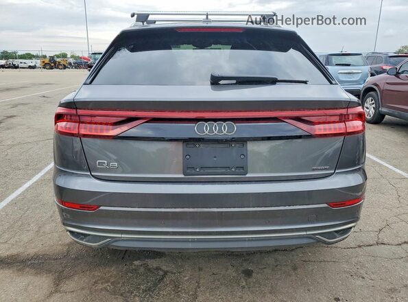WA1AVAF17KD038696 2019 AUDI Q8 Gray წინა სალონის ხედი