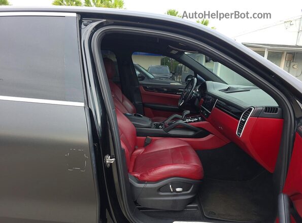 WP1AA2AYXKDA09414 2019 PORSCHE CAYENNE Черный Вид сзади