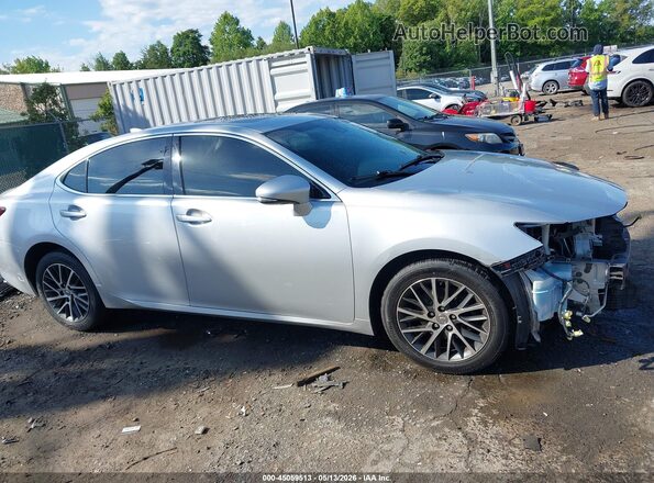 58ABK1GG5HU072607 2017 LEXUS ES 350 Silver 360 interior view