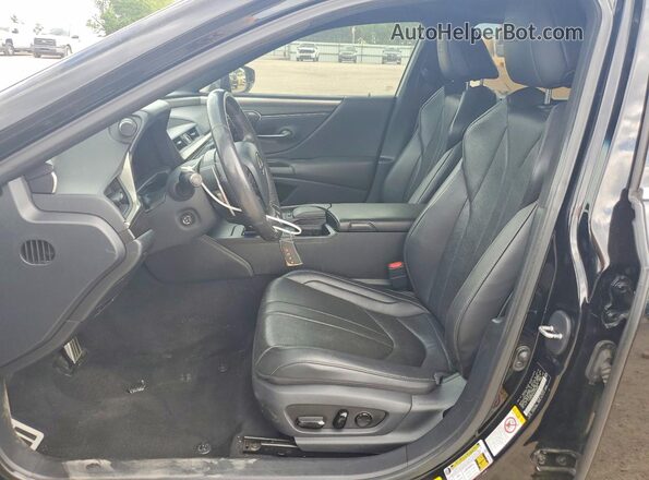 58ABZ1B11KU016850 2019 LEXUS ES Черный Вид салона спереди