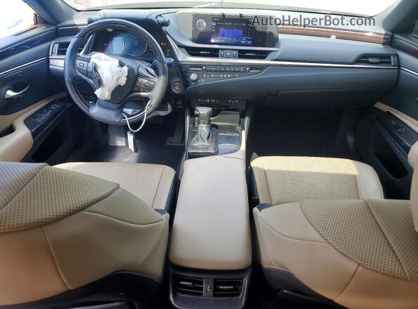 58AD11D11MU002883 2021 LEXUS ES Черный Вид панели приборов