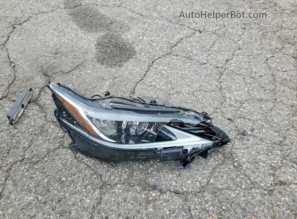 58AD21B18LU009585 2020 LEXUS ES Black Widok komory silnika
