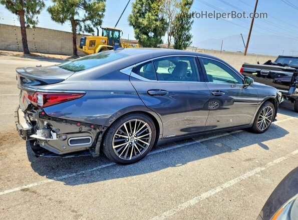 58ADA1C13NU024452 2022 LEXUS ES Серый Задняя правая четверть