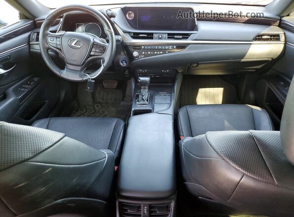 58ADA1C18MU013106 2021 LEXUS ES Черный Вид панели приборов