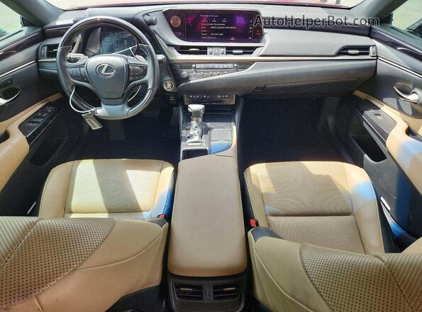 58ADZ1B11LU056064 2020 LEXUS ES Красный Вид панели приборов
