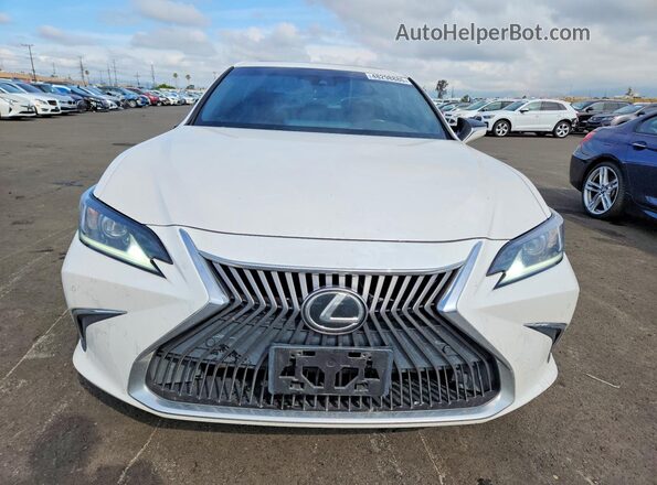 58ADZ1B16MU083486 2021 LEXUS ES Белый Вид спереди