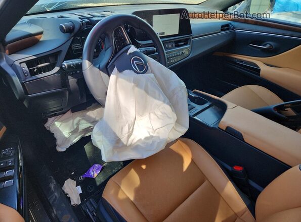 58ADZ1B17RU165783 2024 LEXUS ES Серебряный Вид панели приборов