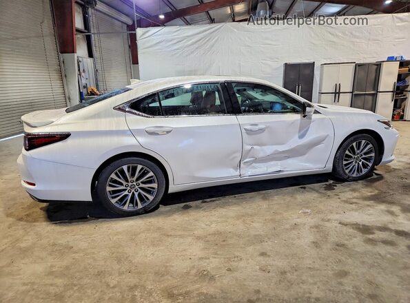 58ADZ1B18MU092139 2021 LEXUS ES Белый Задняя правая четверть