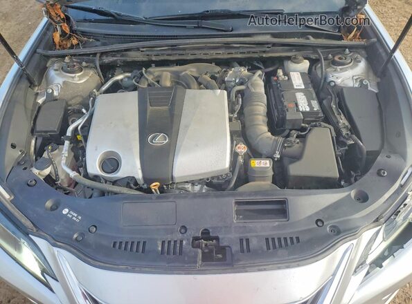 58ADZ1B19LU063277 2020 LEXUS ES Silver Vista interior trasera