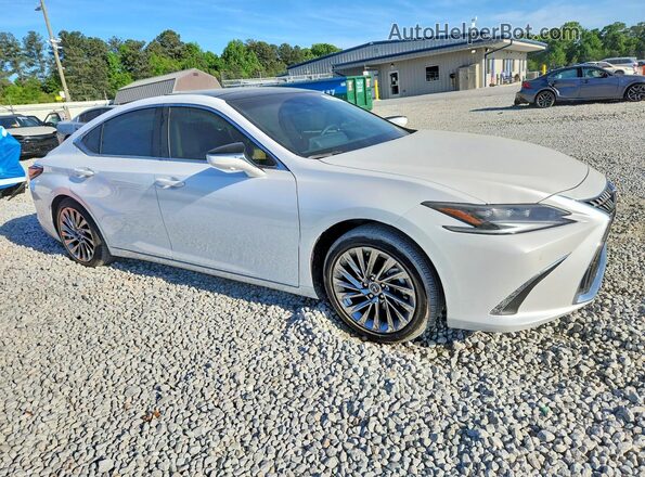 58AFZ1B12SU214905 2025 LEXUS ES Белый Передняя правая четверть
