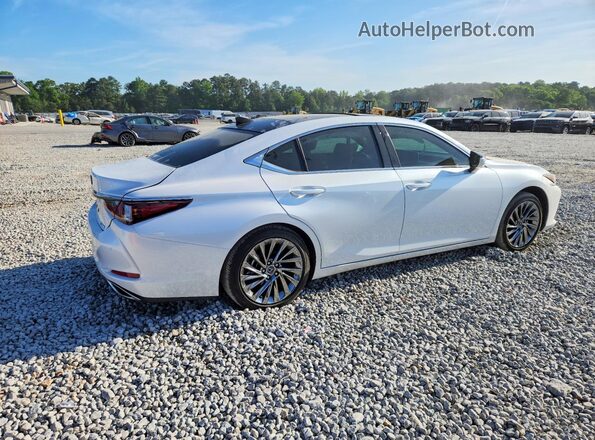 58AFZ1B12SU214905 2025 LEXUS ES Белый Задняя правая четверть