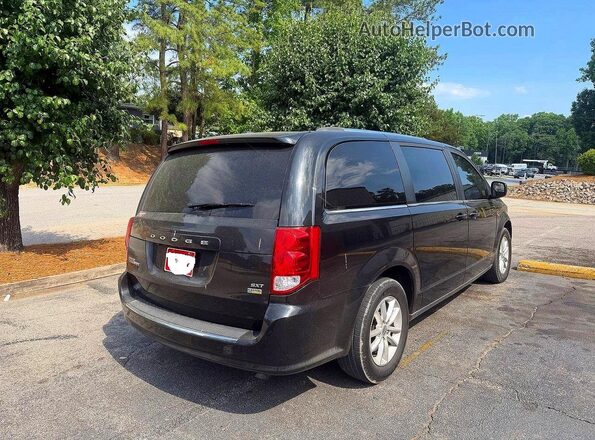 2C4RDGCG1JR207498 2018 DODGE GRAND Черный Вид спереди