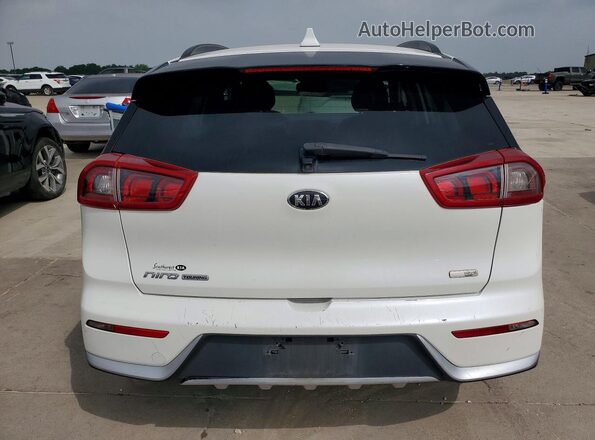 KNDCC3LC4H5063659 2017 KIA NIRO Белый Вид салона спереди