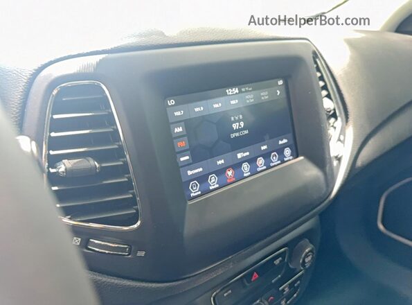 3C4NJCBB5MT559975 2021 JEEP COMPASS Белый Панорамный вид салона 360°