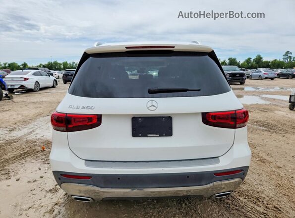 W1N4M4GB1MW088847 2021 MERCEDES-BENZ GLB-CLASS Белый Вид салона спереди