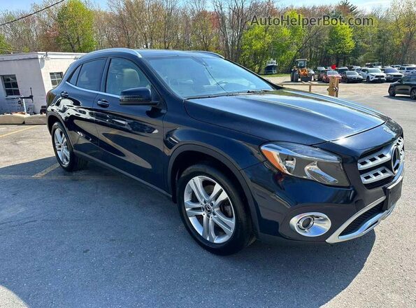 WDCTG4GB9JJ495022 2018 MERCEDES-BENZ GLA Синий Вид спереди