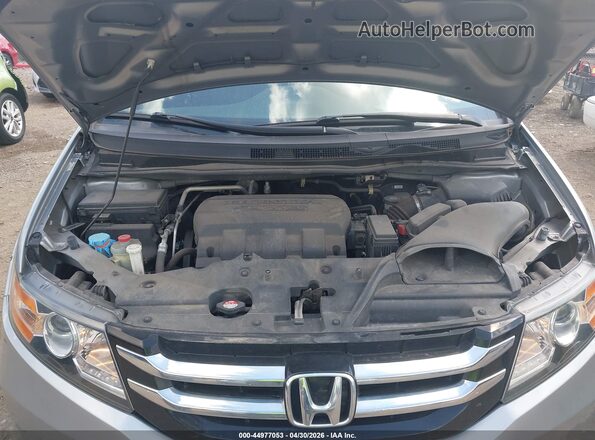 5FNRL5H62GB067702 2016 HONDA ODYSSEY Серебряный Вид сзади
