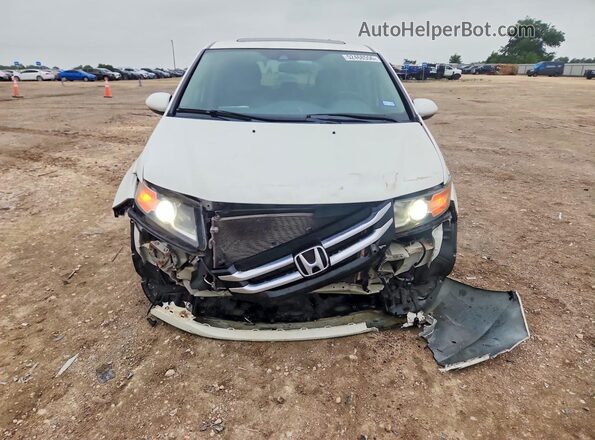 5FNRL5H90HB007977 2017 HONDA ODYSSEY Белый Вид спереди