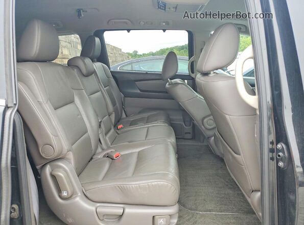 5FNRL5H94GB008001 2016 HONDA ODYSSEY Black Widok wnętrza z tyłu