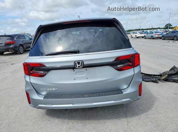 5FNRL6H60SB083587 2025 HONDA ODYSSEY Silver Widok z tyłu