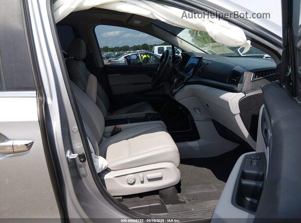 5FNRL6H61PB061783 2023 HONDA ODYSSEY Silver Front interior view
