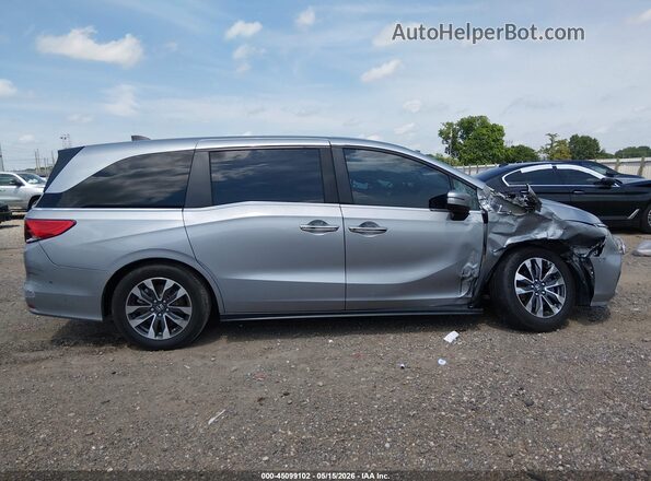 5FNRL6H61PB061783 2023 HONDA ODYSSEY Silver 360 interior view