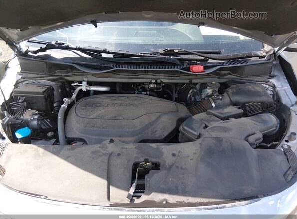 5FNRL6H61PB061783 2023 HONDA ODYSSEY Silver Rear view