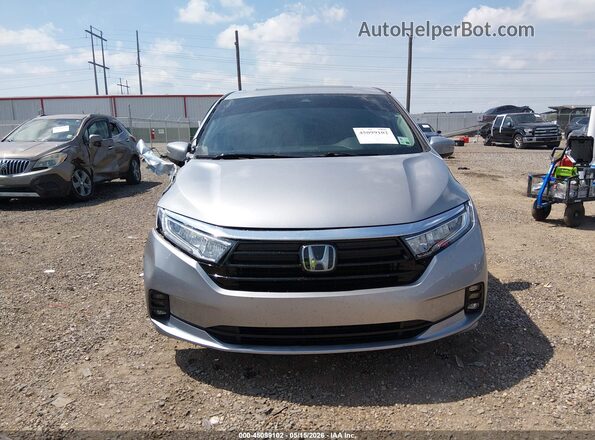 5FNRL6H61PB061783 2023 HONDA ODYSSEY Silver Rear interior view