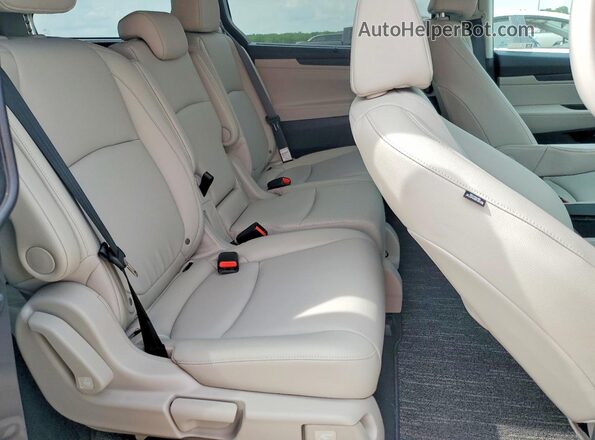 5FNRL6H61TB007300 2026 HONDA ODYSSEY Gray Вид задньої частини салону