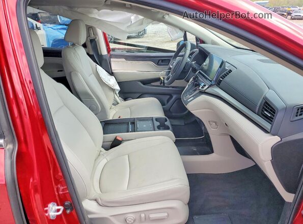 5FNRL6H64TB007565 2026 HONDA ODYSSEY Красный Вид салона спереди