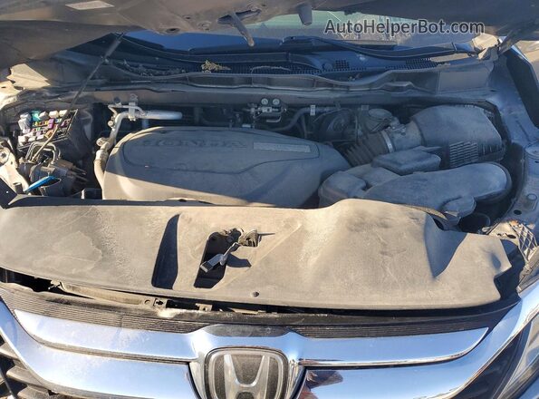 5FNRL6H70JB065324 2018 HONDA ODYSSEY Серый Вид подкапотного пространства