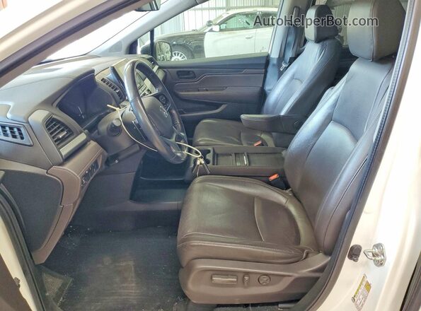 5FNRL6H70JB111752 2018 HONDA ODYSSEY White Widok wnętrza z przodu
