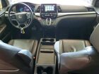 2018 Honda Odyssey Exl White vin: 5FNRL6H70JB111752
