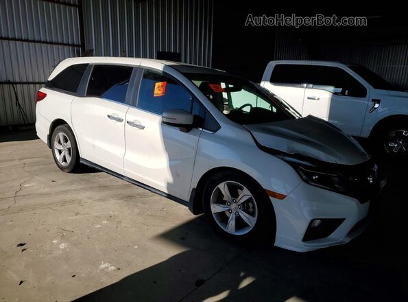5FNRL6H70LB005854 2020 HONDA ODYSSEY Белый Передняя правая четверть