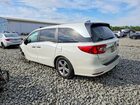 2018 Honda Odyssey Exl White vin: 5FNRL6H71JB014415