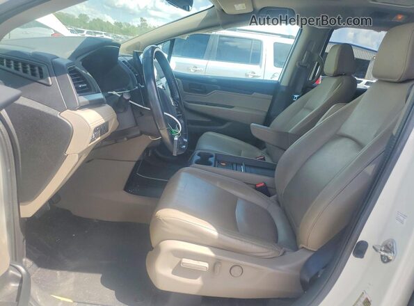 5FNRL6H71JB089664 2018 HONDA ODYSSEY White წინა სალონის ხედი