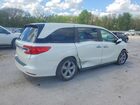 2018 Honda Odyssey Exl White vin: 5FNRL6H71JB089664
