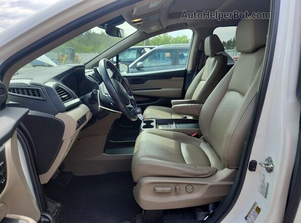 5FNRL6H72LB046535 2020 HONDA ODYSSEY Белый Вид салона спереди