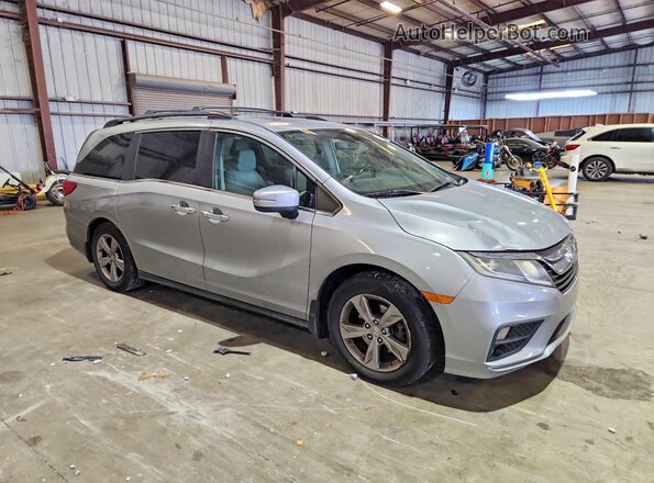 5FNRL6H75JB039043 2018 HONDA ODYSSEY Silver Передня права чверть