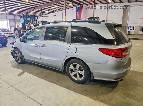 5FNRL6H75JB039043 2018 HONDA ODYSSEY Silver Задня ліва чверть
