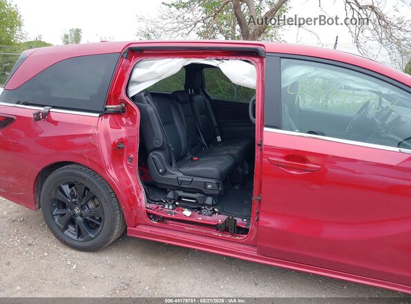 5FNRL6H76RB026149 2024 HONDA ODYSSEY Red Front view