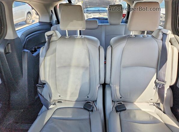 5FNRL6H78JB022141 2018 HONDA ODYSSEY Gray Вид задніх сидінь