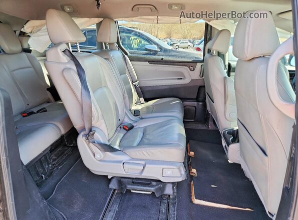 5FNRL6H78JB022141 2018 HONDA ODYSSEY Gray Вид задньої частини салону