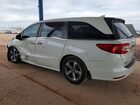 2019 Honda Odyssey Touring White vin: 5FNRL6H86KB081862