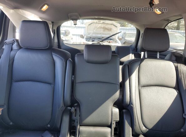 5FNRL6H86RB024278 2024 HONDA ODYSSEY Белый Вид задних сидений