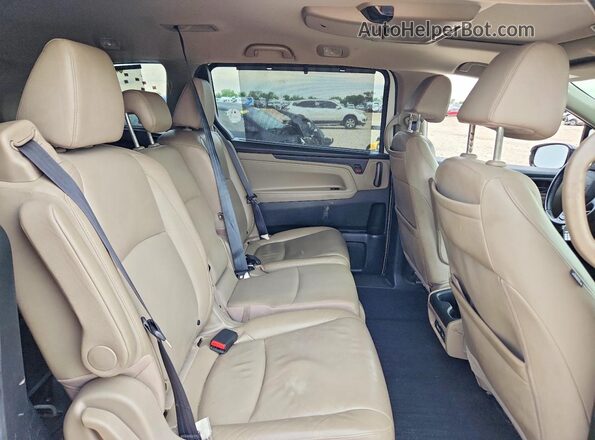 5FNRL6H89JB019449 2018 HONDA ODYSSEY White Вид задньої частини салону