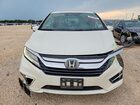 2018 Honda Odyssey Touring White vin: 5FNRL6H89JB019449