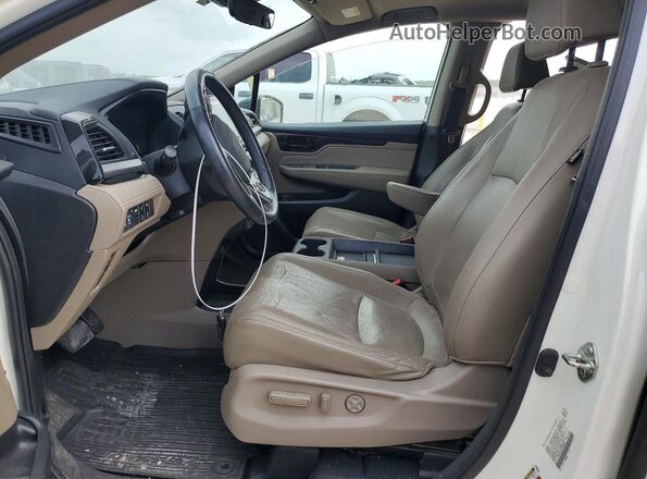 5FNRL6H91KB050804 2019 HONDA ODYSSEY Белый Вид салона спереди